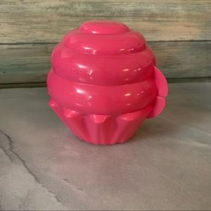 Tupperware Cupcake Muffin Keeper New